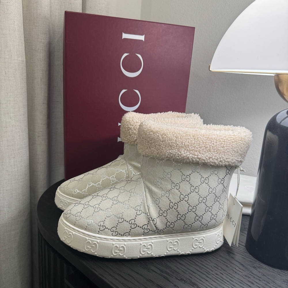 Gucci GG Monogram Shearling-Trim Metallic Suede Boots 39 $1280